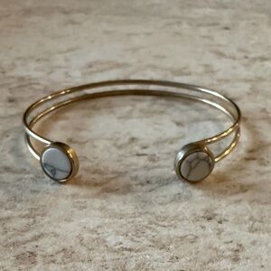 Elegant Gold and White Stone Bangle